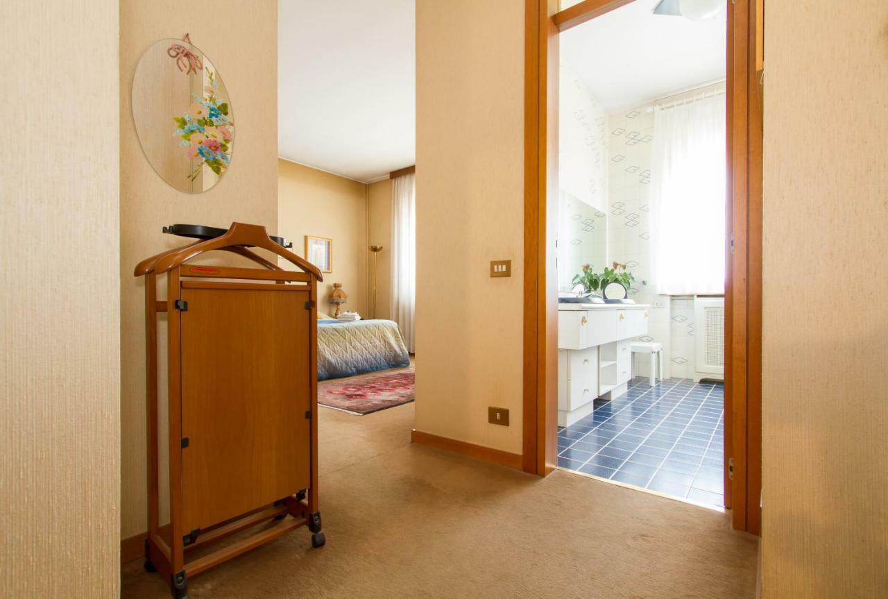 Appartamento Ampio E Indipendente Con Vista Giardino Paderno d'Adda ภายนอก รูปภาพ