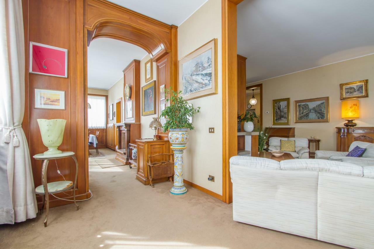Appartamento Ampio E Indipendente Con Vista Giardino Paderno d'Adda ภายนอก รูปภาพ