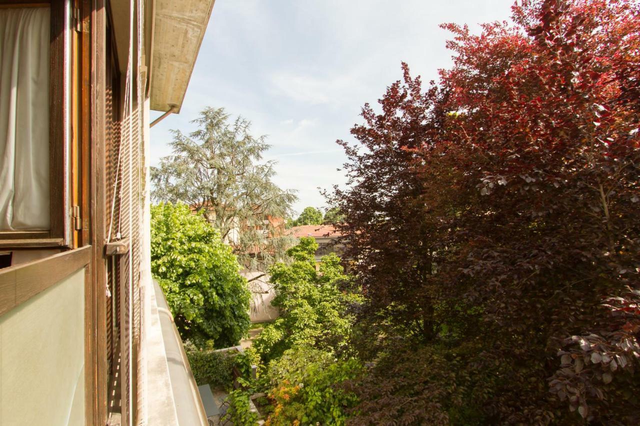 Appartamento Ampio E Indipendente Con Vista Giardino Paderno d'Adda ภายนอก รูปภาพ